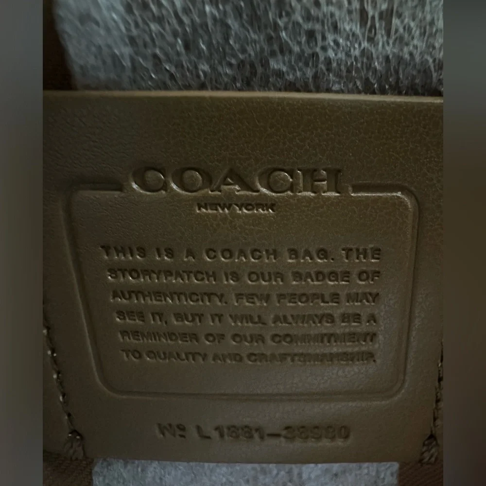 NWT Coach crossbody bag